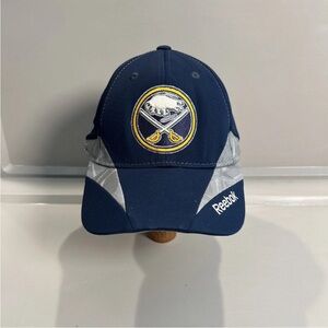 Buffalo Sabres Reebok Center Ice Collection Fitted Hat Sz Sm/Med Embroidered Y2K